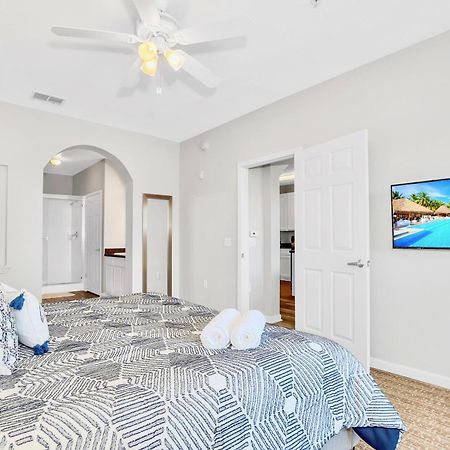 Modern 3Br Near Disney - Pool And Hot Tub! Orlando Bagian luar foto